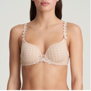 Marie Jo Avero Nude Bra